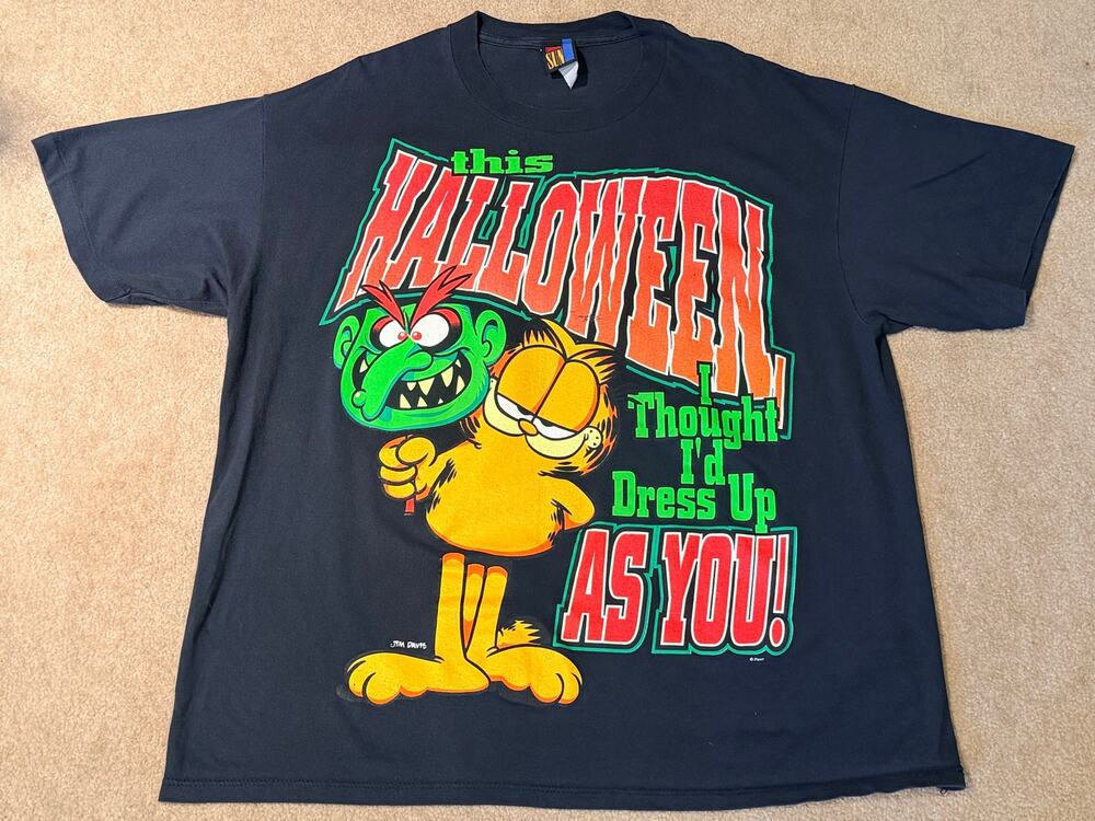 Vintage 90s Garfield Halloween T-Shirt Sun Tag Size XL